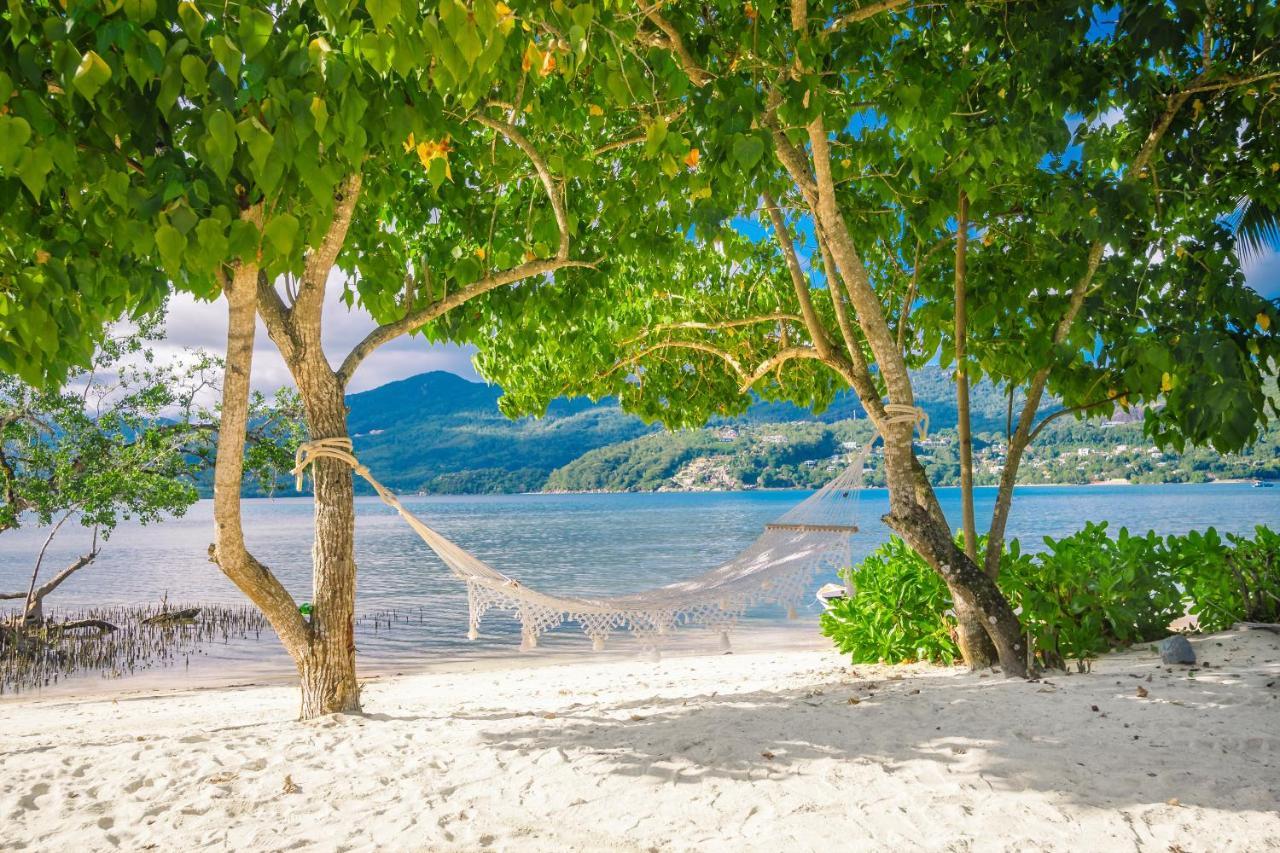 Pineapple Beach Villas Baie Lazare  Exterior photo