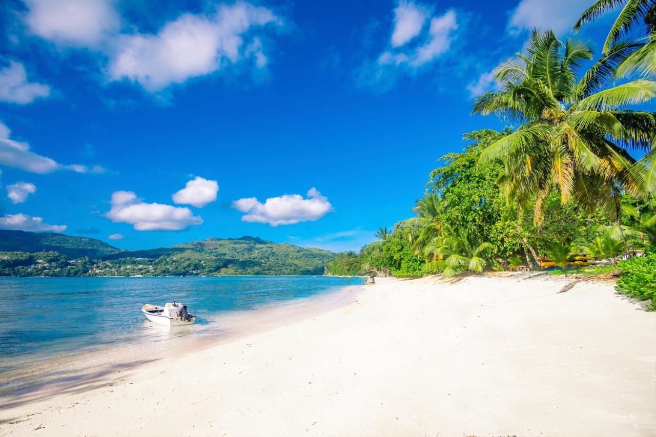 Pineapple Beach Villas Baie Lazare  Exterior photo